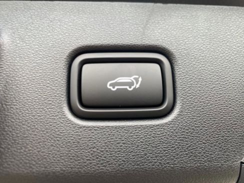 New 2025 Hyundai Tucson Limited image 34