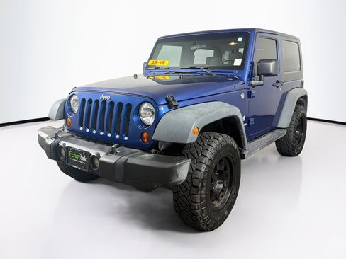 Used 2009 Jeep Wrangler X AWD/4WD image 3