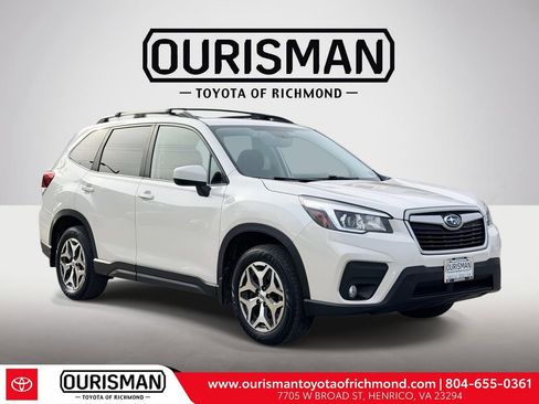Used 2020 Subaru Forester Premium image 1
