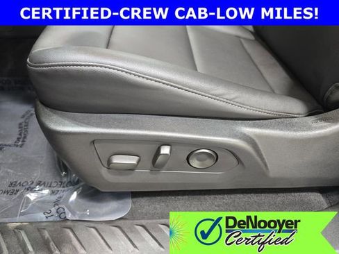 Used 2023 Chevrolet Colorado LT w/ LT Convenience Package III image 27