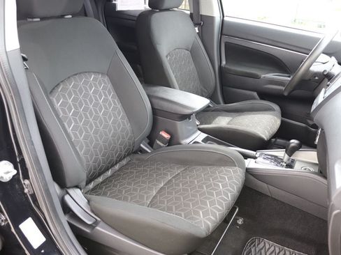 Used 2023 Mitsubishi Outlander Sport SE AWD/4WD image 15