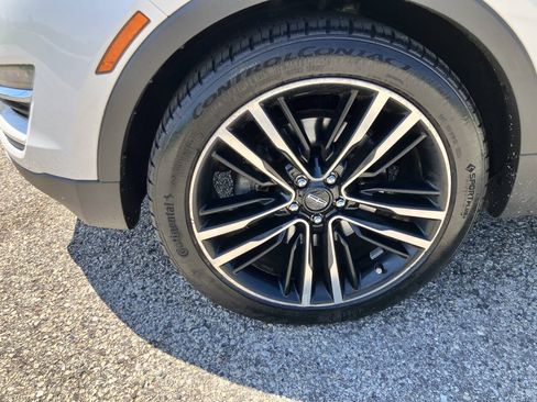 Used 2017 Lincoln MKC Reserve AWD/4WD image 8