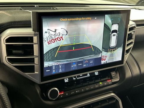 Used 2025 Toyota Sequoia Platinum image 19