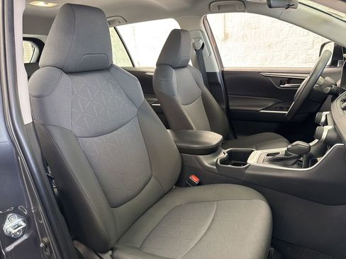 Certified 2025 Toyota RAV4 XLE image 49