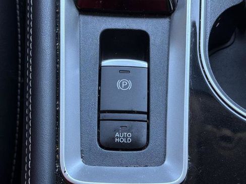 Certified 2025 Nissan Altima 2.5 SL FWD image 8