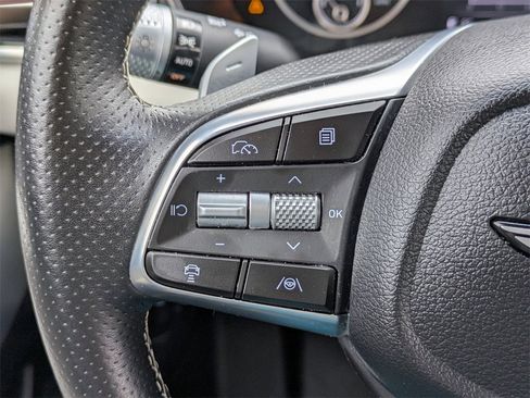 Used 2024 Genesis G70 2.5T image 26