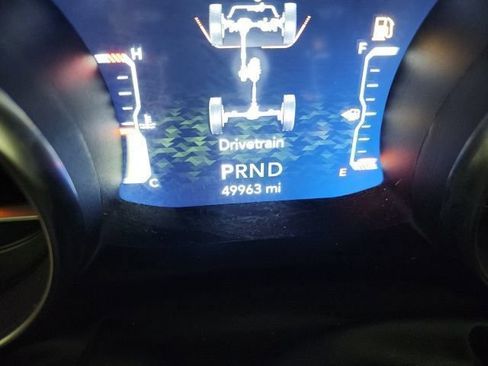Used 2022 Jeep Wrangler Unlimited Sahara AWD/4WD image 29