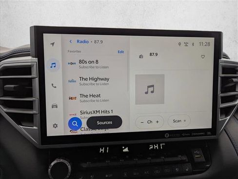 Used 2024 Toyota Tundra Platinum image 17