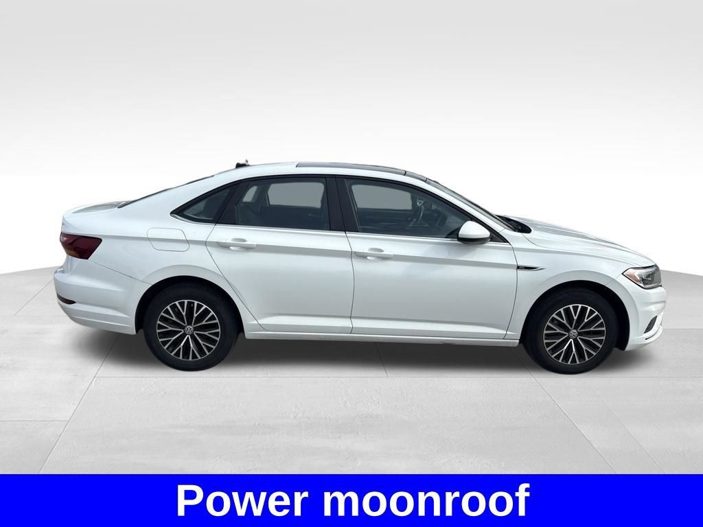 Used 2019 Volkswagen Jetta SEL w/ Cold Weather Package FWD image 8