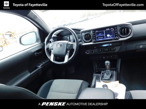 Used 2023 Toyota Tacoma TRD Off-Road image 6