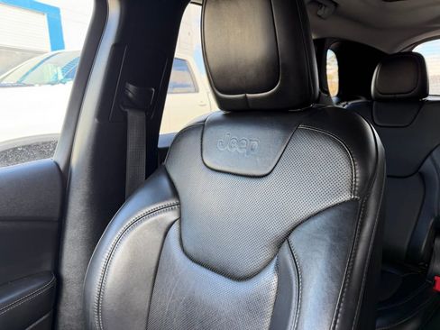 Used 2021 Jeep Cherokee Limited w/ Elite Package image 21