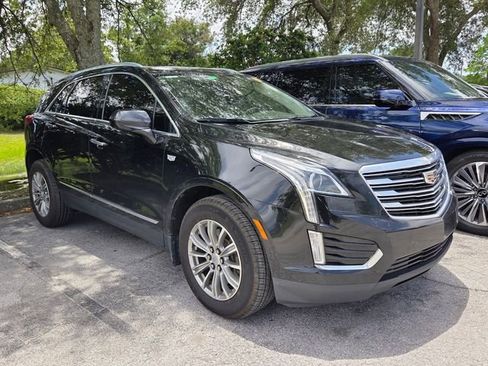 Used 2017 Cadillac XT5 Luxury w/ Driver Awareness Package FWD image 2