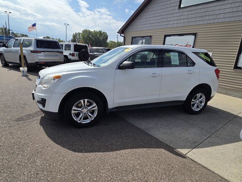 Used 2015 Chevrolet Equinox LS image 8