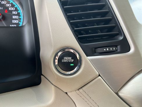 Used 2019 GMC Yukon Denali w/ Enhanced Security Package image 10