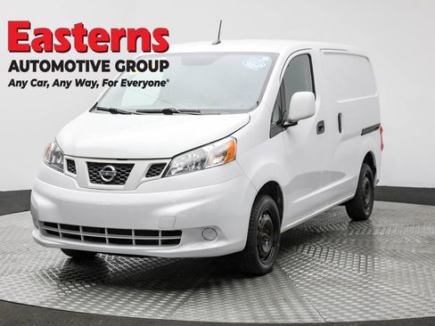 Used 2019 Nissan NV200 SV w/ Navigation Package FWD image 1