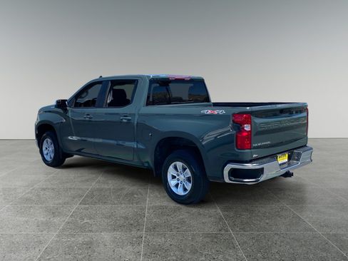 Used 2025 Chevrolet Silverado 1500 LT AWD/4WD image 3