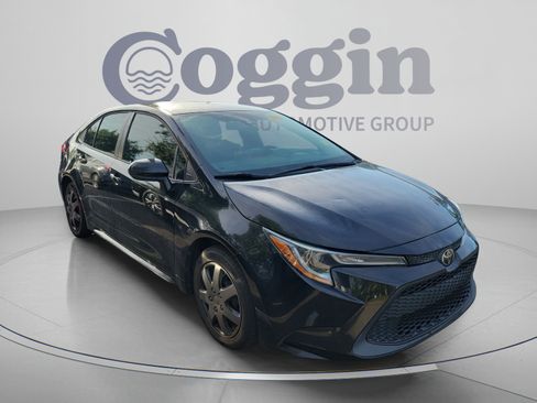 Used 2021 Toyota Corolla LE FWD image 9