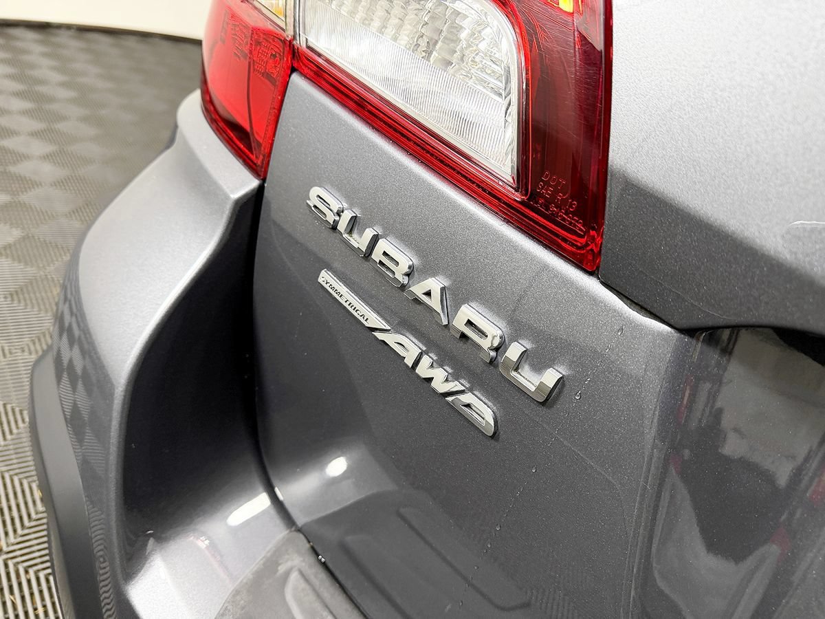 Used 2019 Subaru Outback 3.6R Limited AWD/4WD image 12