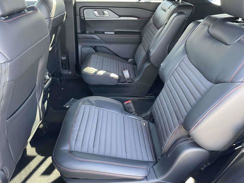 New 2026 Ford Explorer ST-Line w/ ST-Line Street Pack RWD image 12