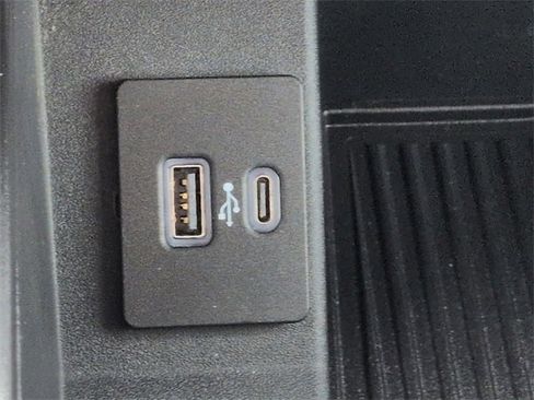 Certified 2021 Ford F250 Lariat w/ FX4 Off-Road Package image 21