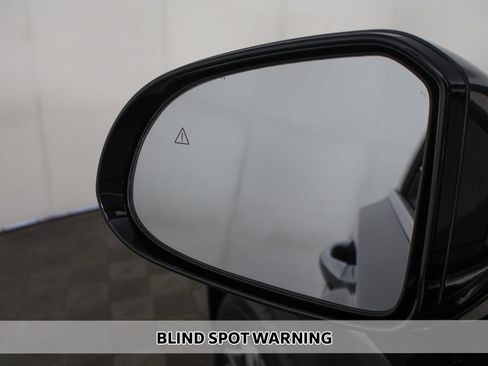 Used 2023 Hyundai Santa Fe SEL FWD image 5
