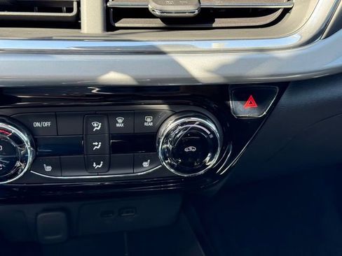 New 2026 Chevrolet Trax LT w/ Driver Confidence Package image 16