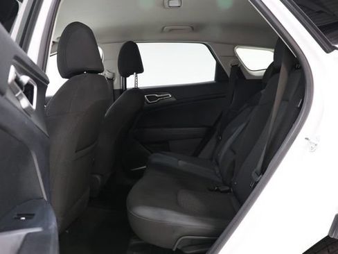 Used 2026 Kia Sportage LX AWD/4WD image 31