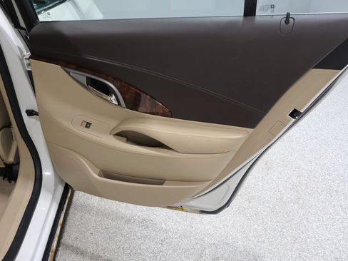 Used 2011 Buick LaCrosse CXL FWD image 25