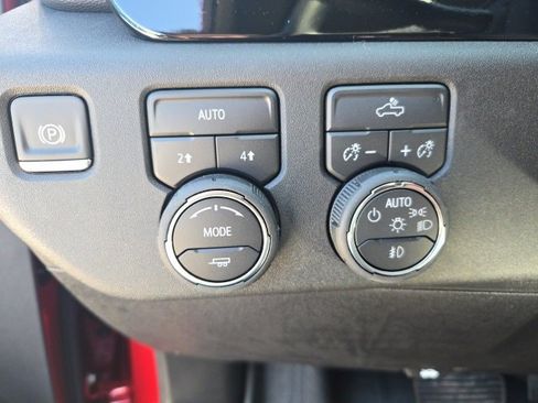 New 2025 Chevrolet Silverado 1500 RST w/ Dark Appearance Package image 13