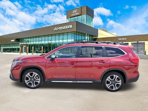 Used 2023 Subaru Ascent Limited w/ Technology Package AWD/4WD image 9