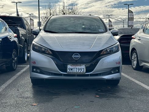 Certified 2024 Nissan Leaf SV Plus image 4