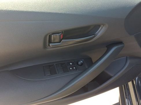 Used 2026 Toyota Corolla LE FWD image 12