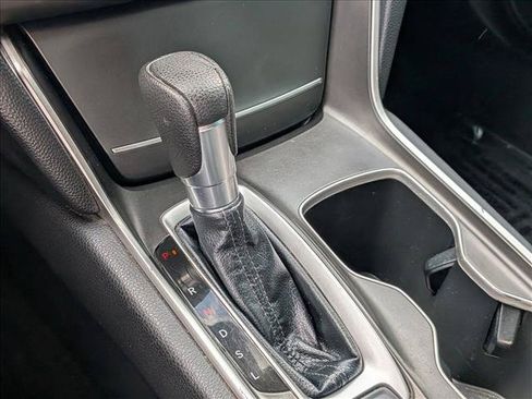Used 2018 Honda Accord LX image 12