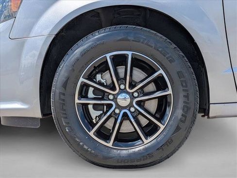 Used 2015 Dodge Grand Caravan SE w/ Quick Order Package 29E SE image 24