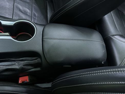 Used 2019 Ford Mustang GT Premium w/ Equipment Group 401A RWD image 26