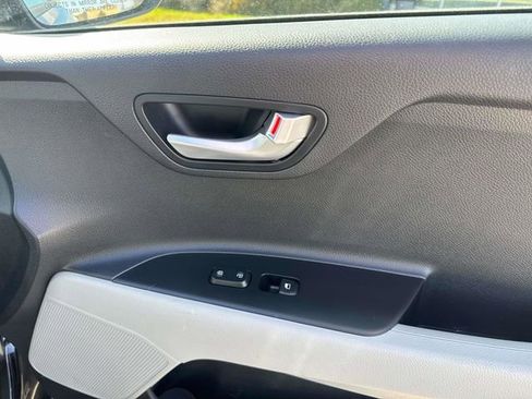 Used 2023 Kia Rio S image 20