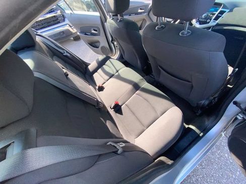 Used 2016 Chevrolet Cruze LT FWD image 24