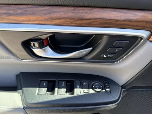 Used 2021 Honda CR-V EX-L image 17