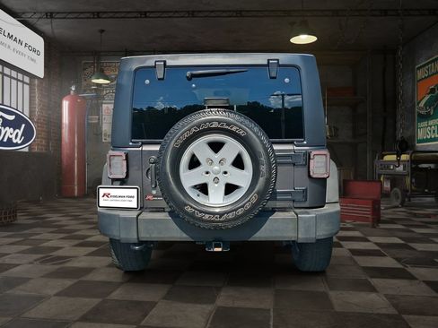 Used 2017 Jeep Wrangler Unlimited Sport w/ Quick Order Package 24S AWD/4WD image 5