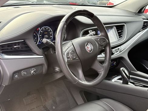 Used 2020 Buick Enclave Avenir w/ Avenir Technology Package image 16