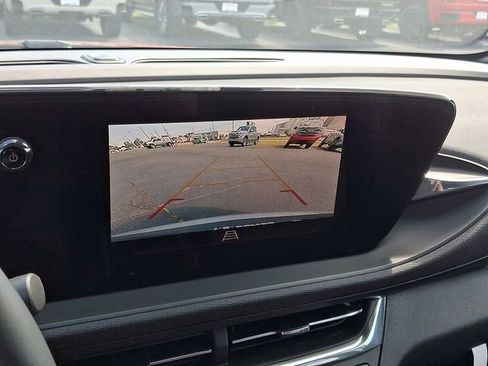 New 2026 Buick Envista Preferred FWD image 13