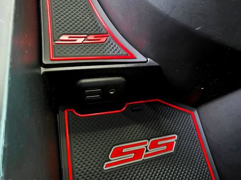 Used 2021 Chevrolet Camaro SS w/ Redline Edition RWD image 39