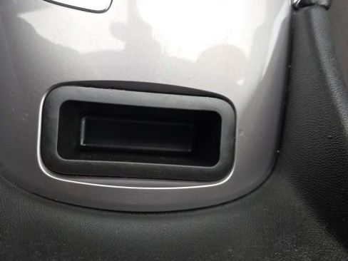 Used 2018 Chevrolet Malibu LT image 38