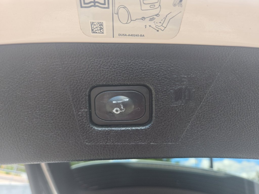 Used 2018 Ford Edge Sport w/ Equipment Group 401A AWD/4WD image 37