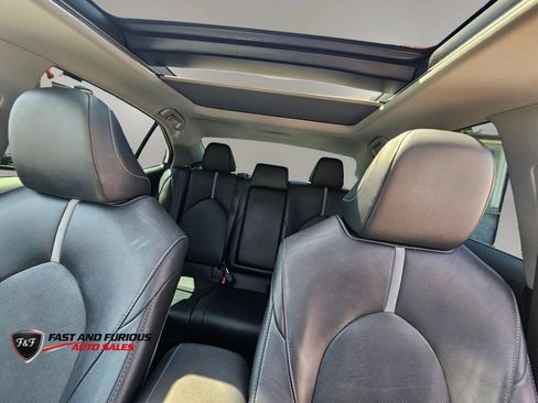 Used 2020 Toyota Camry XSE FWD image 28