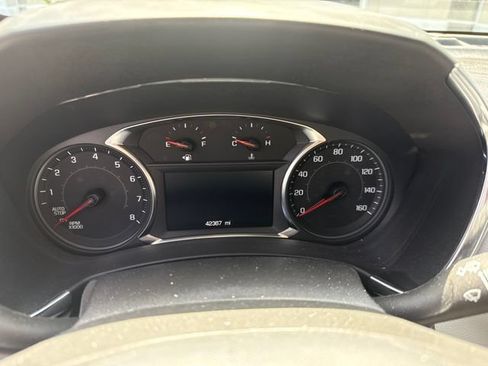 Used 2023 Chevrolet Equinox LS w/ LS Convenience Package FWD image 5
