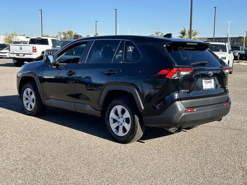 Used 2024 Toyota RAV4 LE image 4