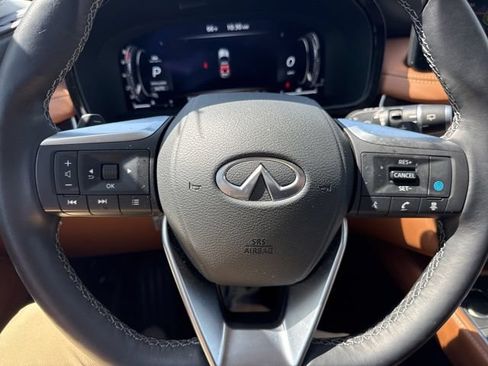 Used 2025 INFINITI QX60 Sensory w/ Vision Package AWD/4WD image 23