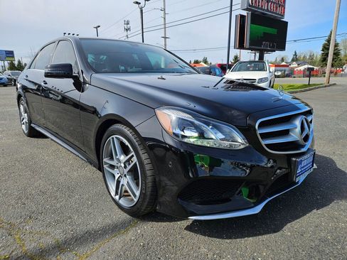 Used 2016 Mercedes-Benz E 350 Sedan w/ Premium Package image 7