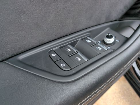 Certified 2022 Audi A4 2.0T Premium Plus AWD/4WD image 31
